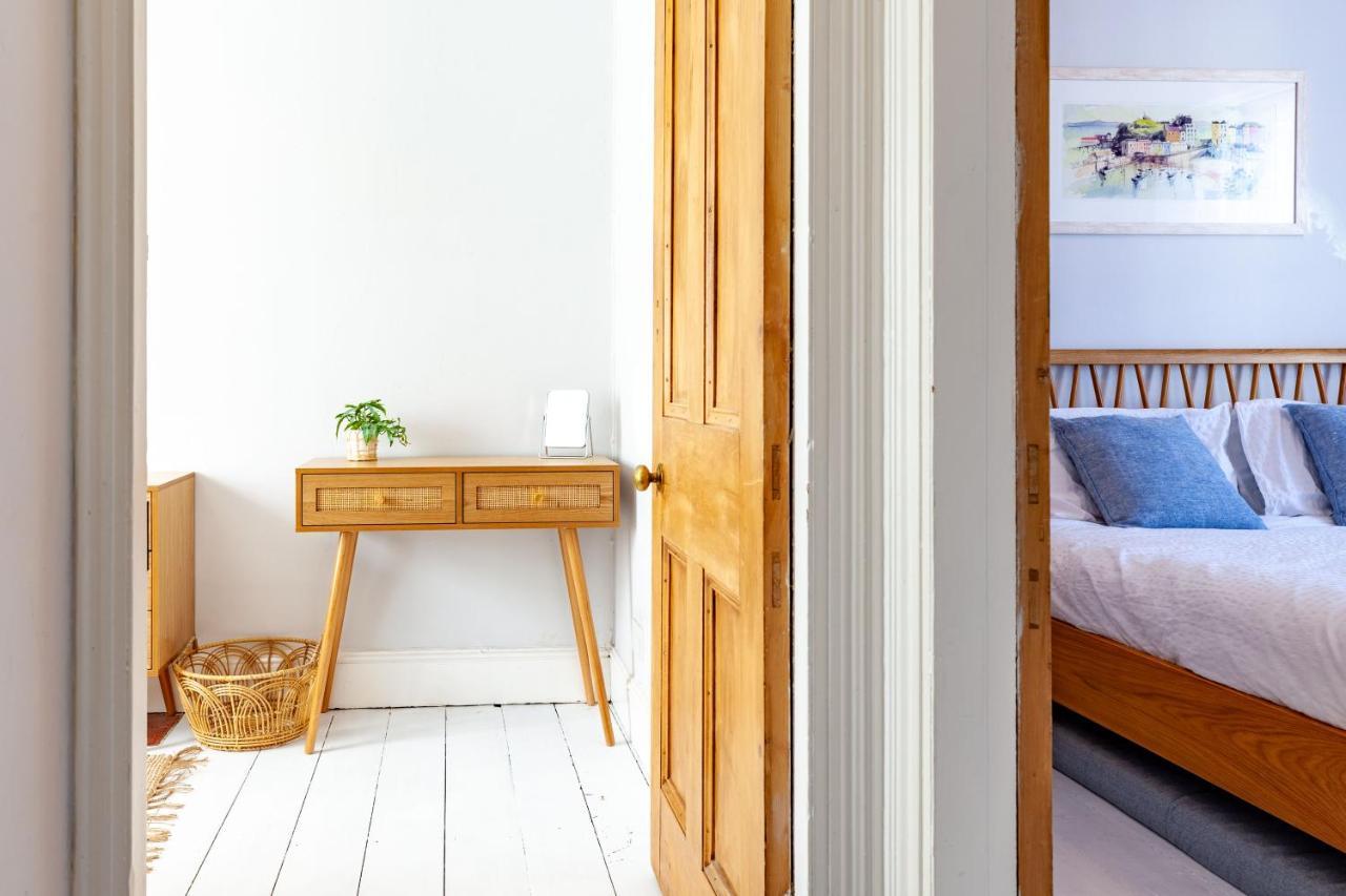 Family With Bunk Beds, Courtyard, Tv & Сasa de vacaciones *